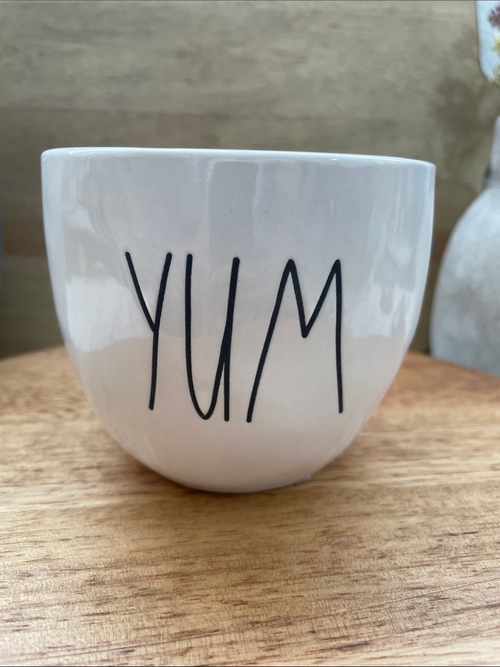 SALE! NWOT Rae Dunn White Ceramic 'YUM' Bowl with Black Lettering 3.5” Tall